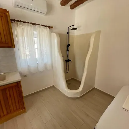 بيت للعطل Aloni كاريستوس